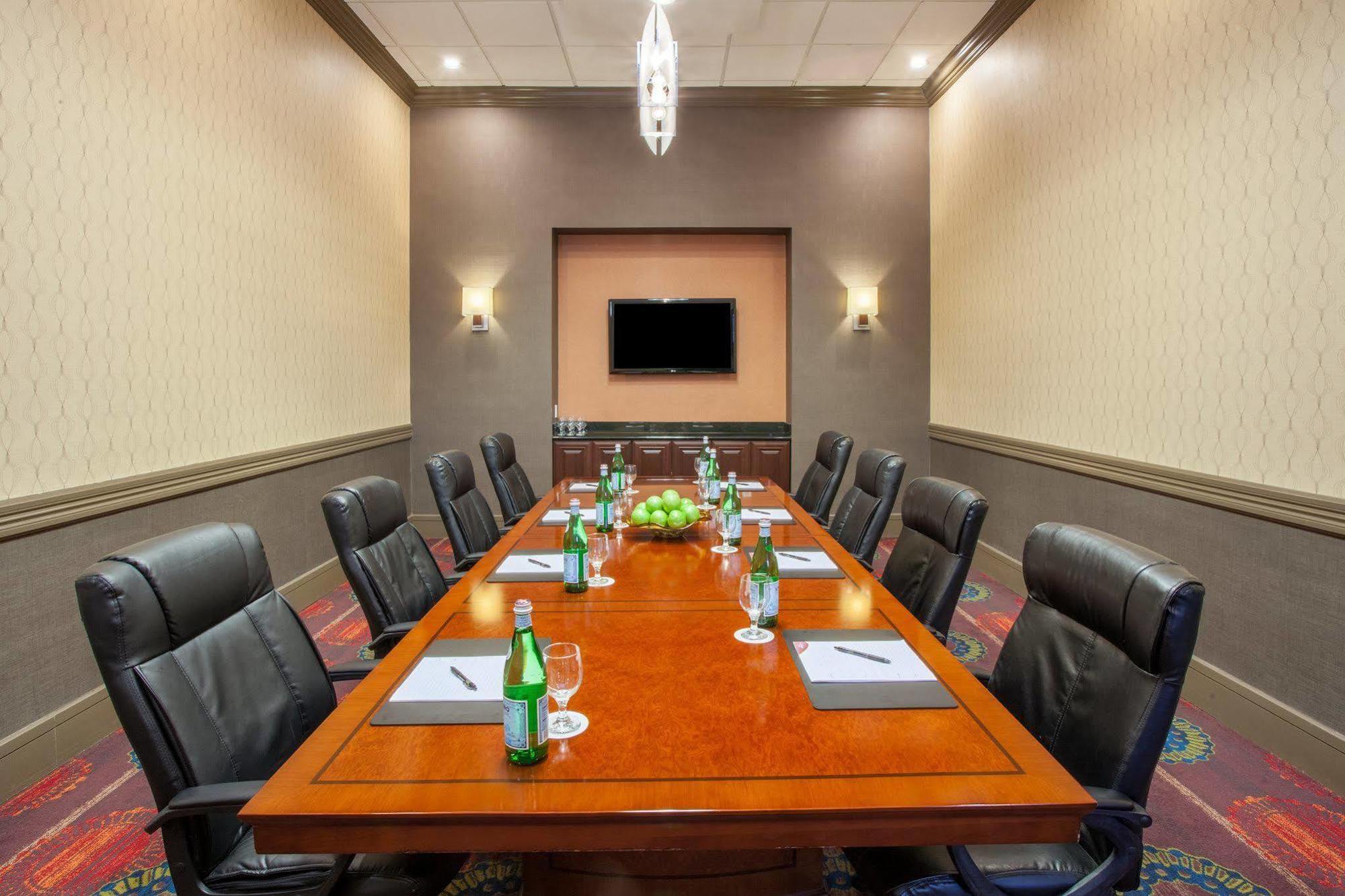 Radisson Dayton Convention Center Hotel Kültér fotó